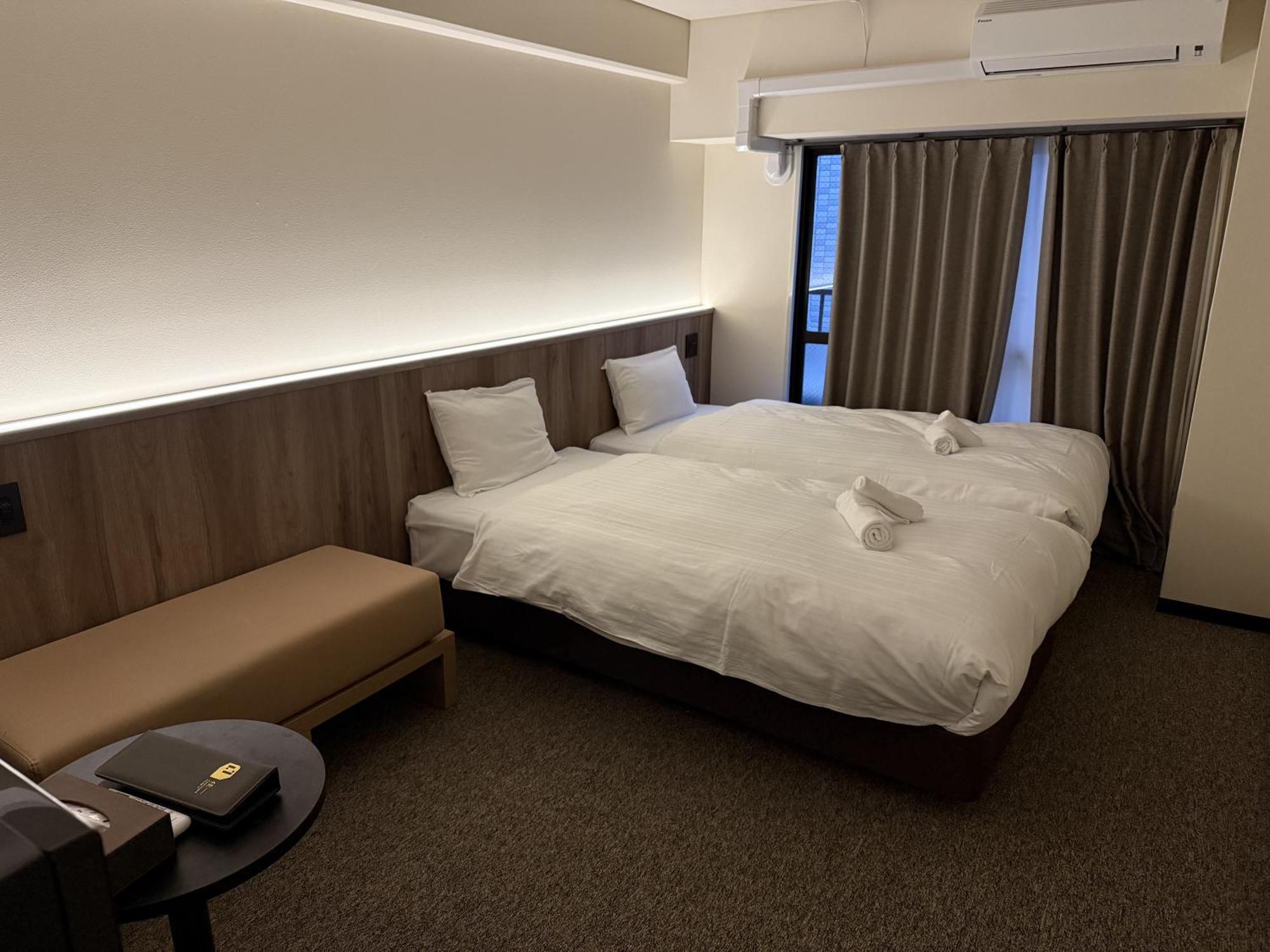 Готель Lite House Shinsaibashi IV Осака Екстер'єр фото